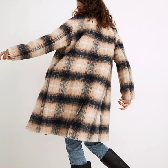 Madewell Courton Cocoon Coat in Plaid - Picture 2 of 11